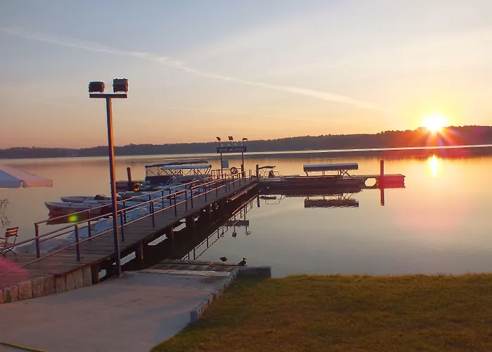 Seehotel & Restaurant Karlslust 스토카우