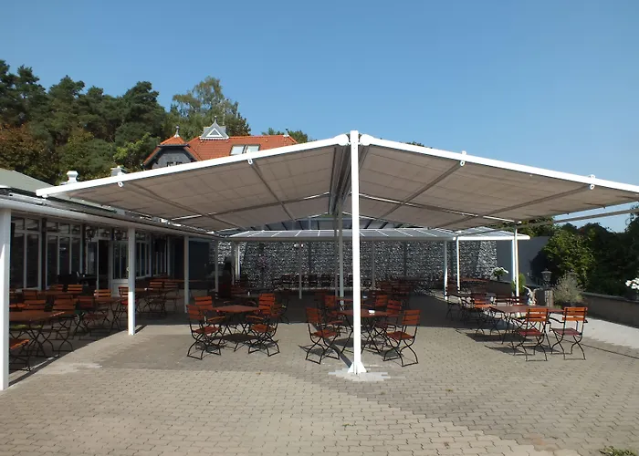 Seehotel & Restaurant Karlslust 호텔 스토카우