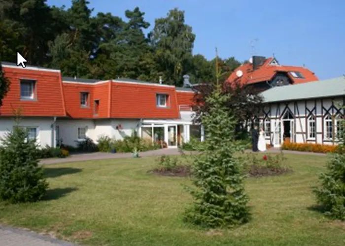 호텔 Seehotel & Restaurant Karlslust 스토카우